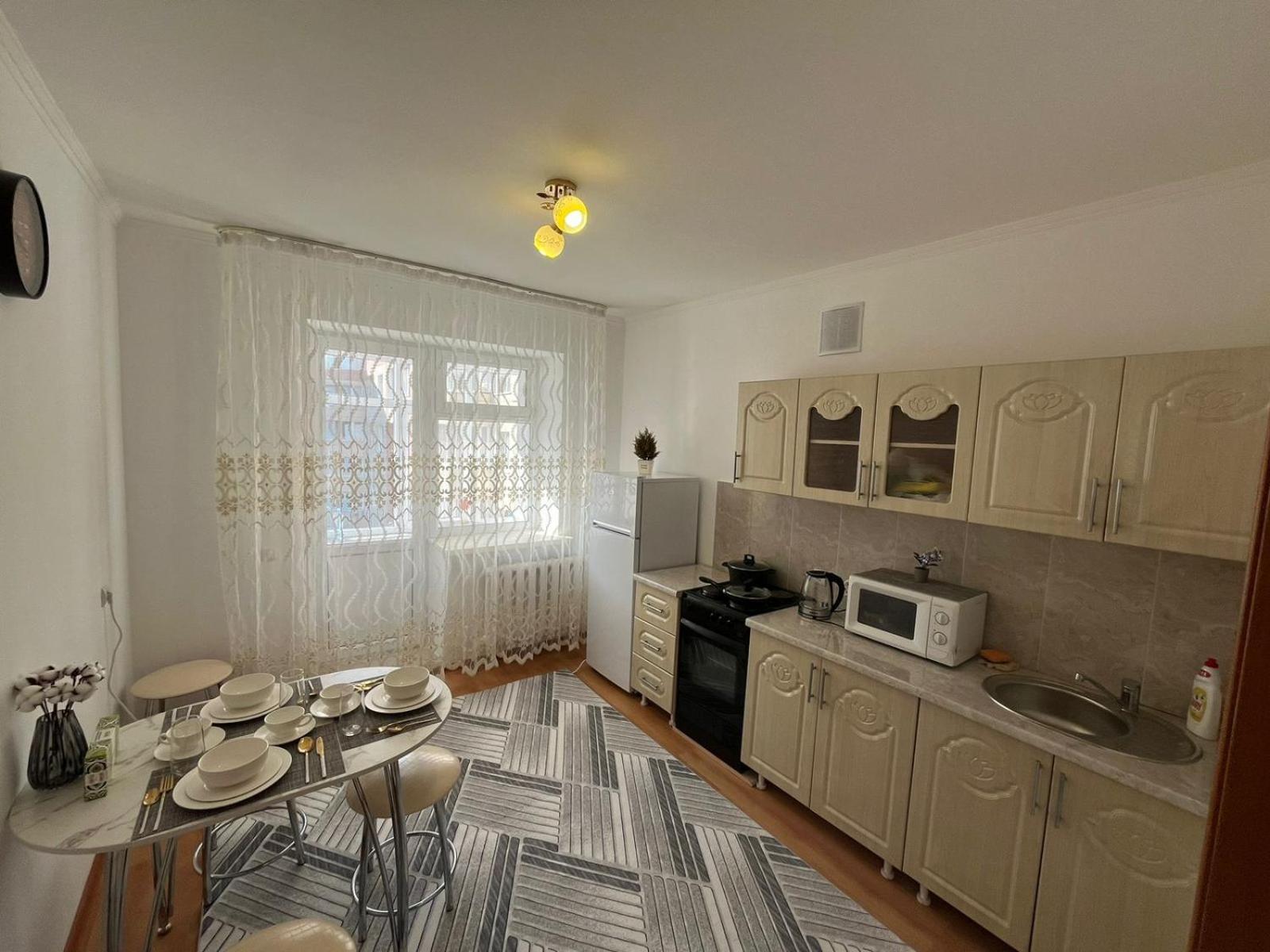 Cosy flat in the city center Taldykol Exteriör bild